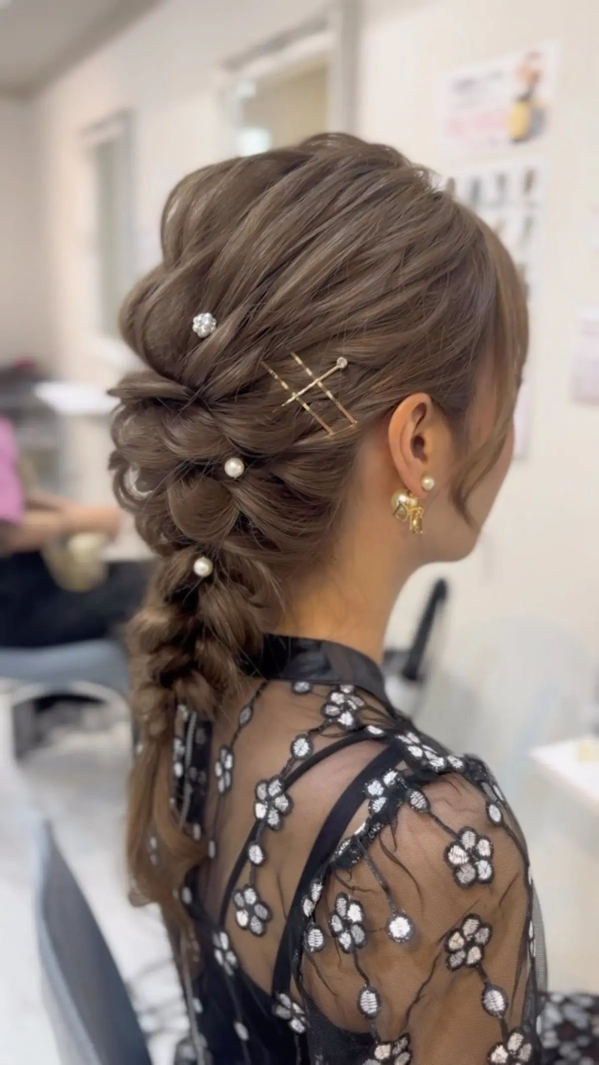 パールピン付き編み込みアレンジ