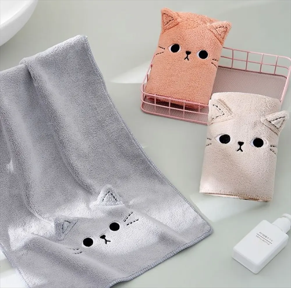 猫タオル グレー・オレンジ・ベージュ 3色並べたイメージ