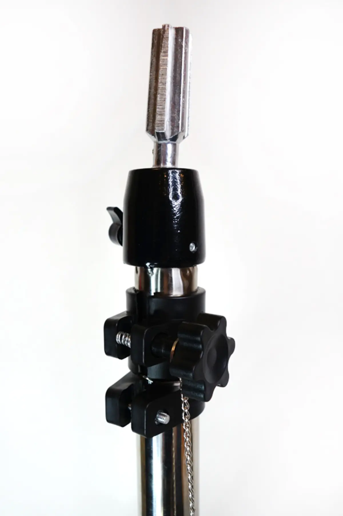 クランプ部分の詳細