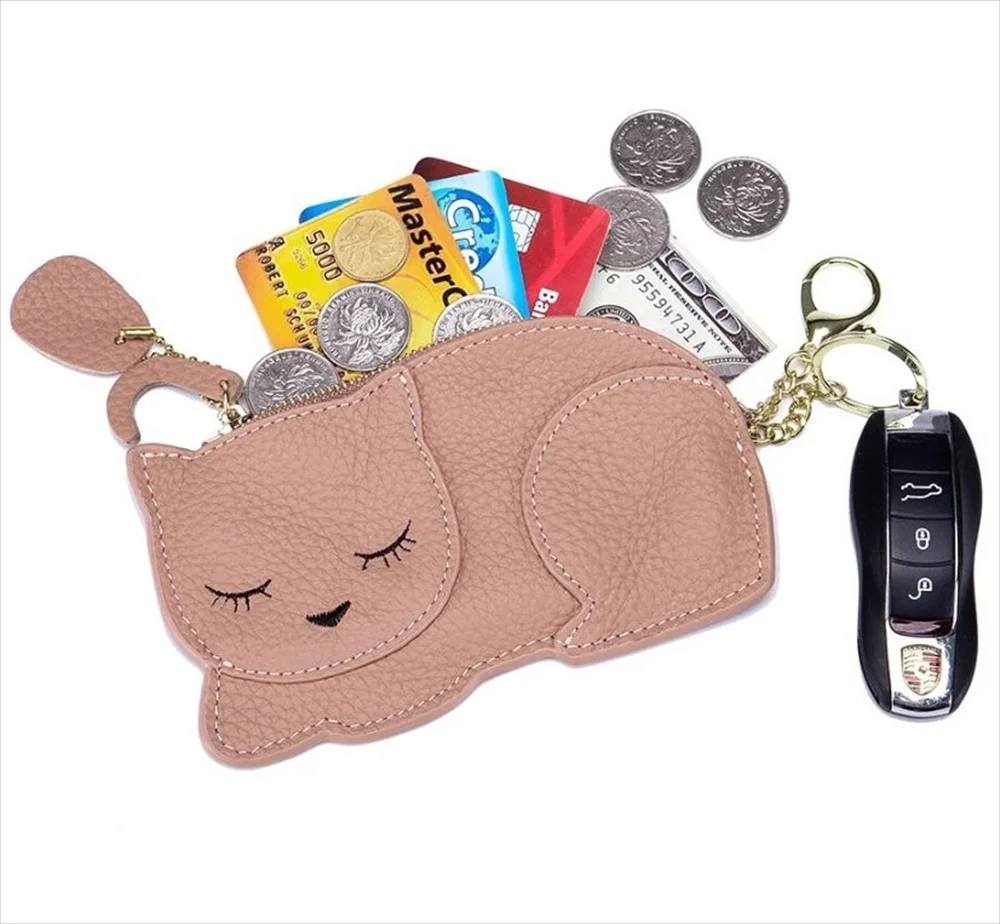 コインケースの中身：カード・小銭・鍵が入った状態