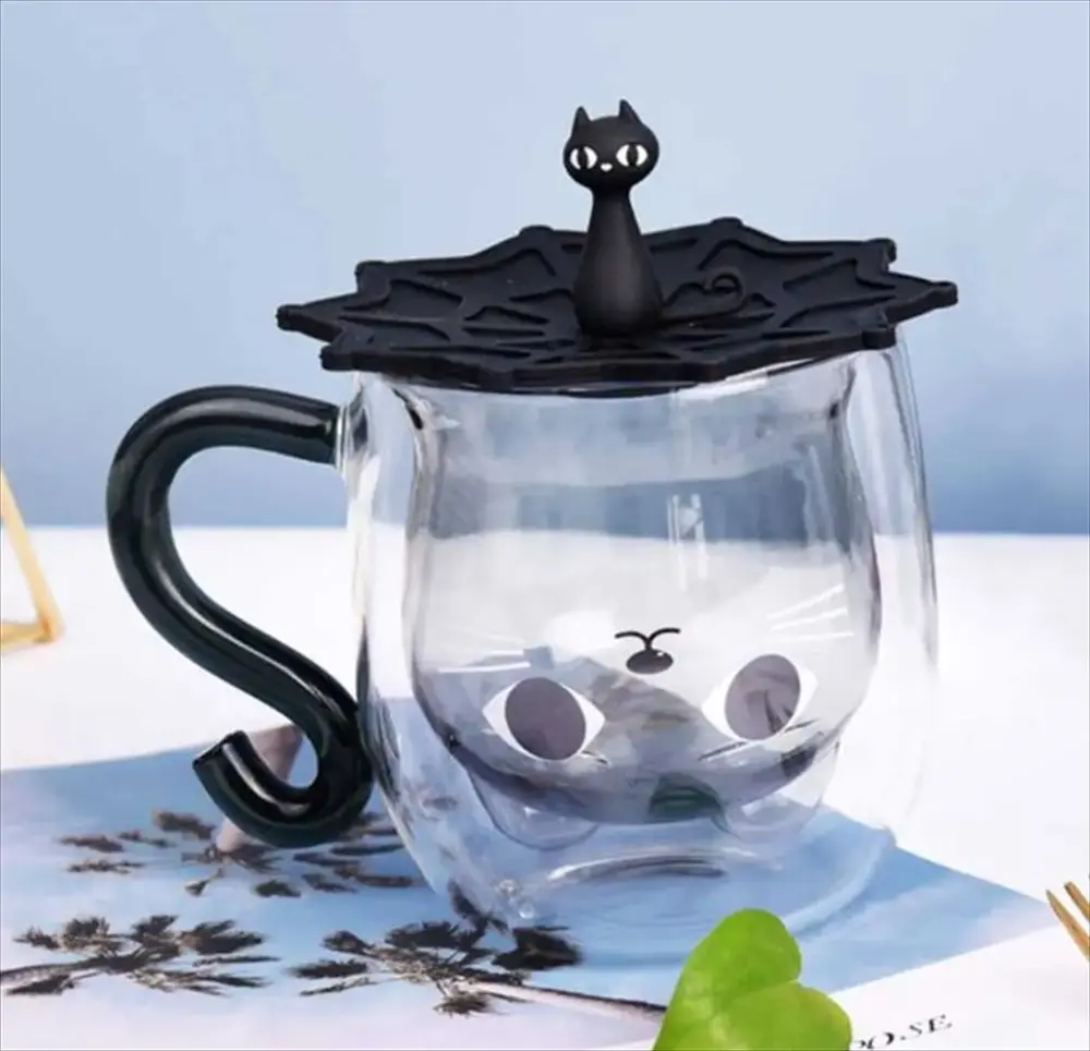 猫型シリコンリッドのアップ