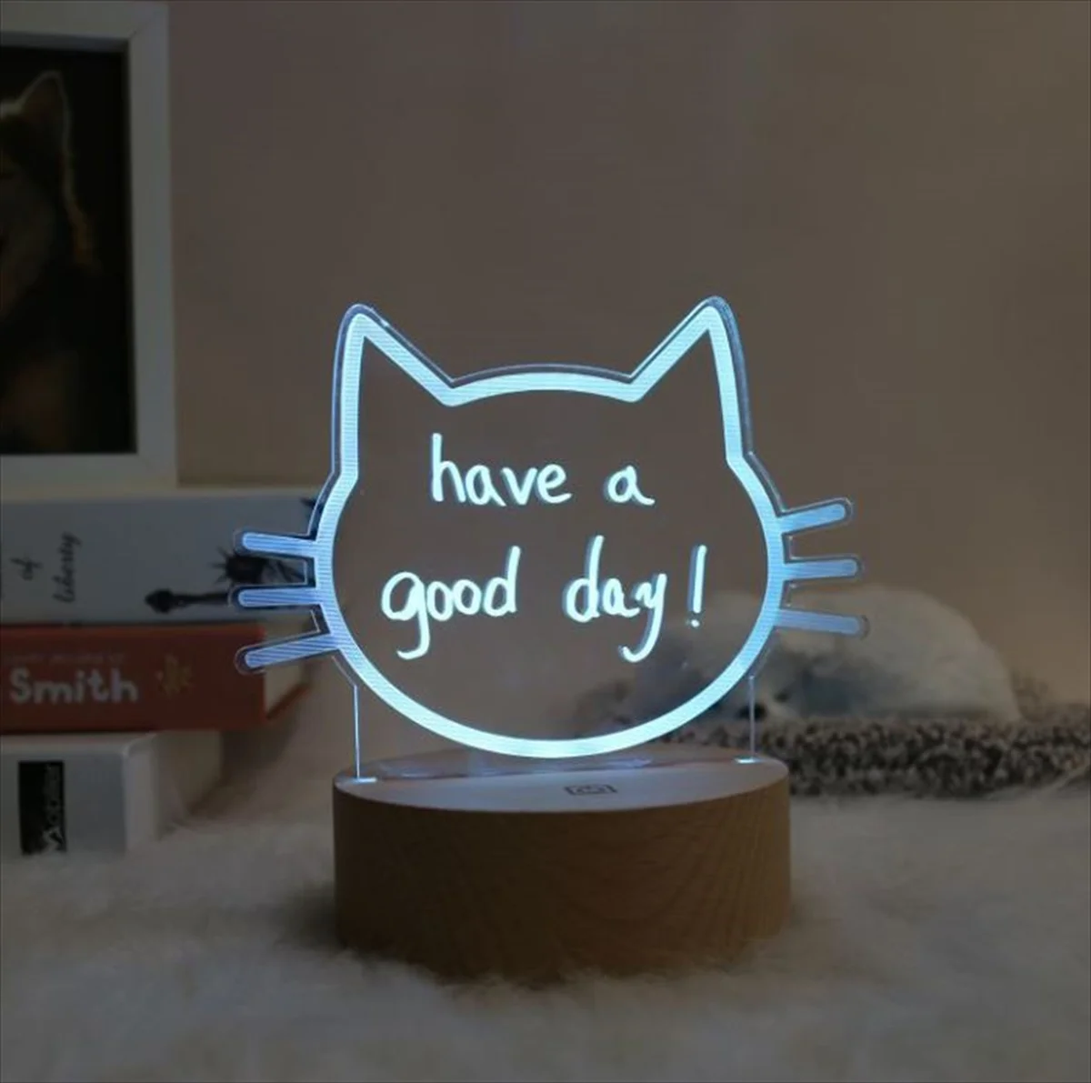 猫型LEDメッセージボードライト 点灯イメージ