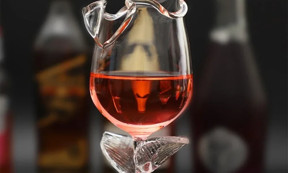 バラ型ワイングラス180ml｜記念日・パーティー・ギフトに最適なエレガントデザインのテーブルウェア｜楽天で税込1,480円