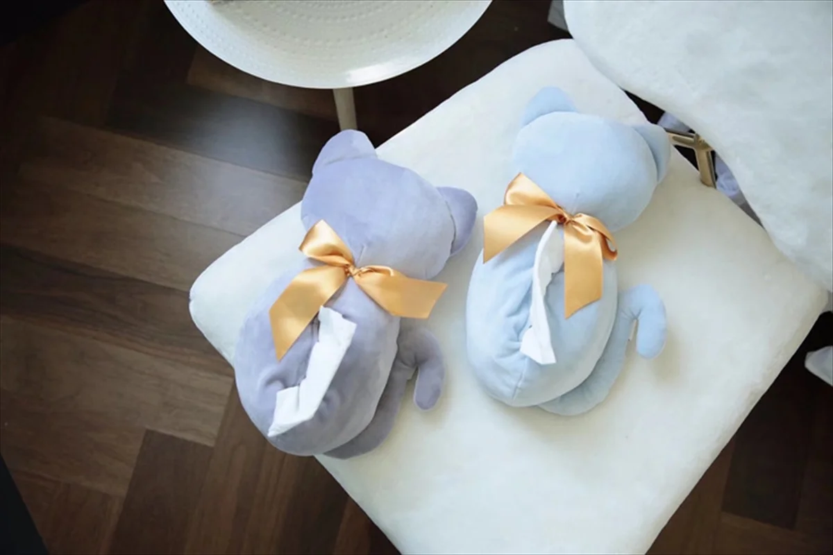 猫ティッシュケース パープルとブルー 上から見た様子