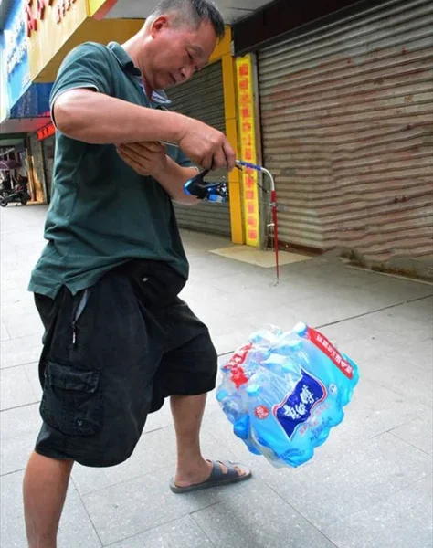 【2026年最新】初心者でも簡単！コンパクト自動フッキング釣竿で釣果アップ|オートマチックロッドの魅力と使い方を徹底解説