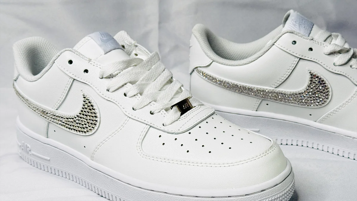 ラインストーンデコレーション施工例 正面アップ