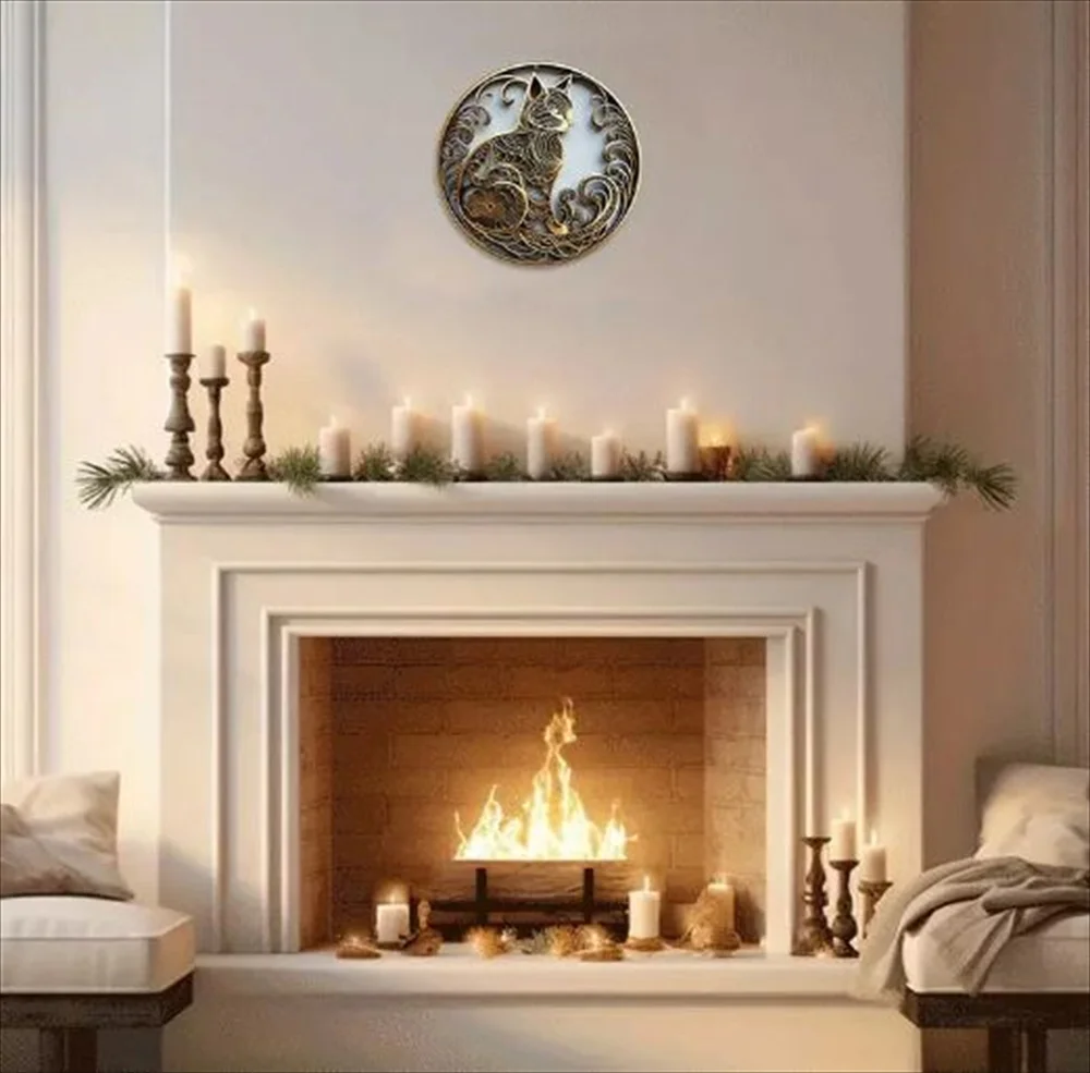 暖炉の上にタイプCを飾ったインテリア事例