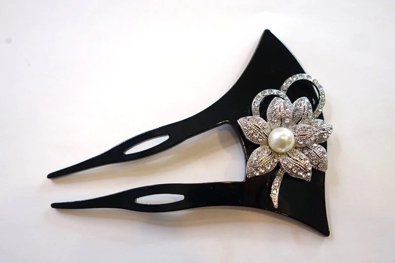 ばち型パールフラワーかんざし 全体像