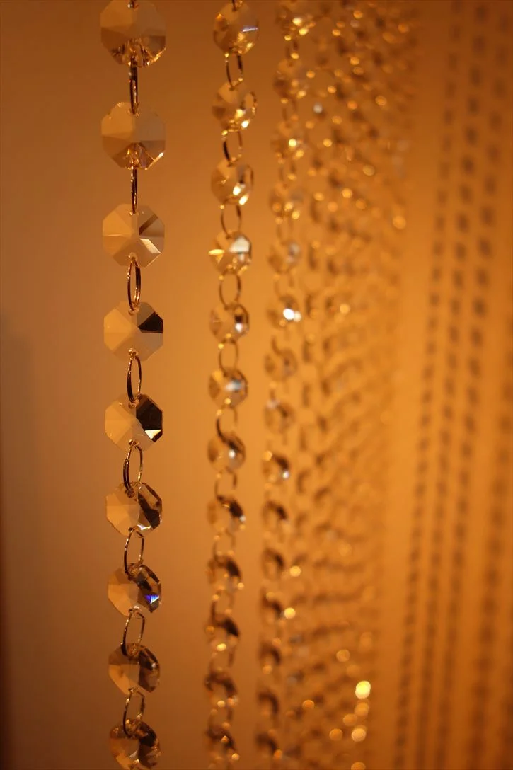 クリスタルビーズ チェーン 接写