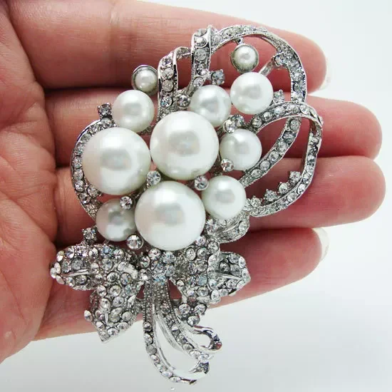 ブローチ正面アップ