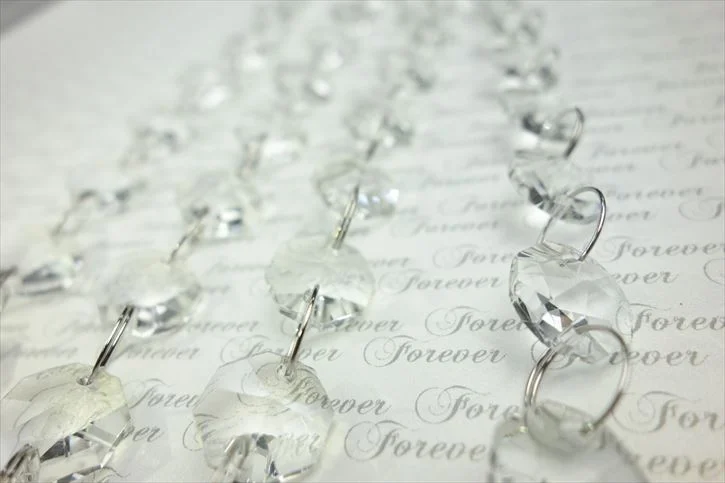 クリスタルビーズ 単体の透明感