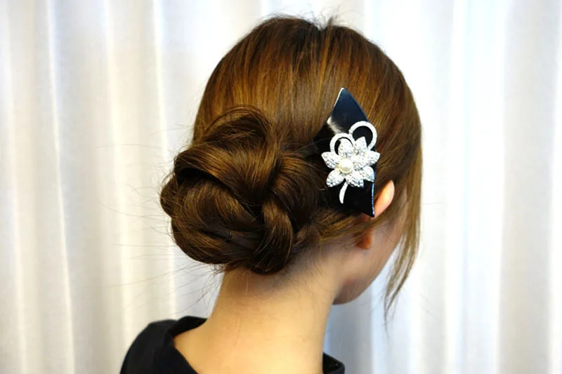 かんざしを着用したヘアスタイル