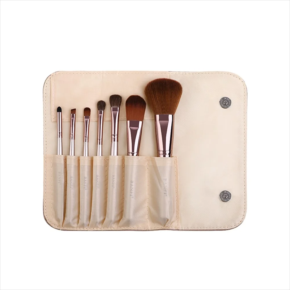 BANFIブラシセット ケースを広げた収納状態