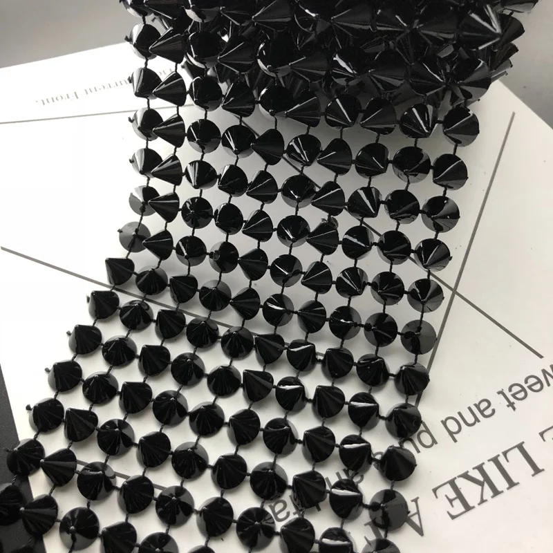 スタッズ 円錐コーン ゴールド・シルバー・ブラック 3色展開