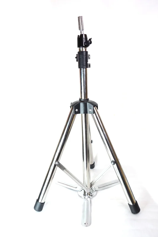 アップウィッグ練習用スタンドクランプ 全体像