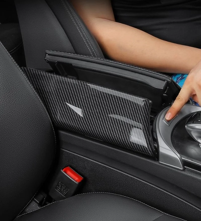 装着後のアームレスト側面