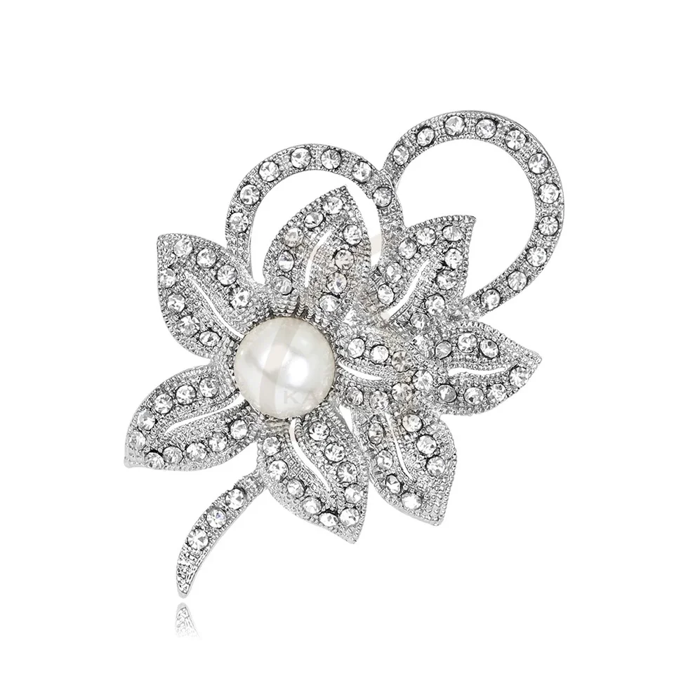 パールフラワーブローチ 正面