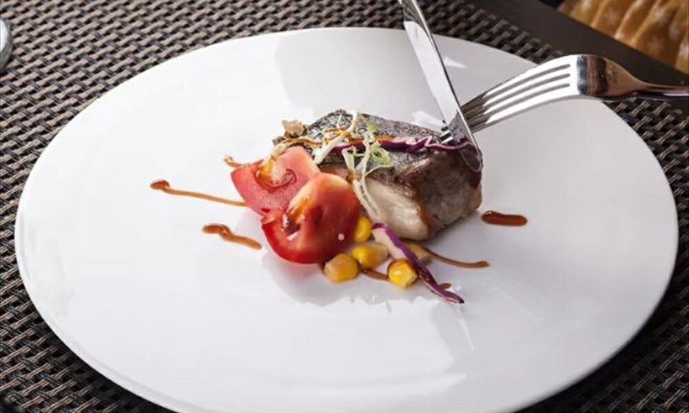 プロ仕様の白い丸皿｜料理を美しく魅せる業務用ホワイトプレート3サイズ展開【楽天】