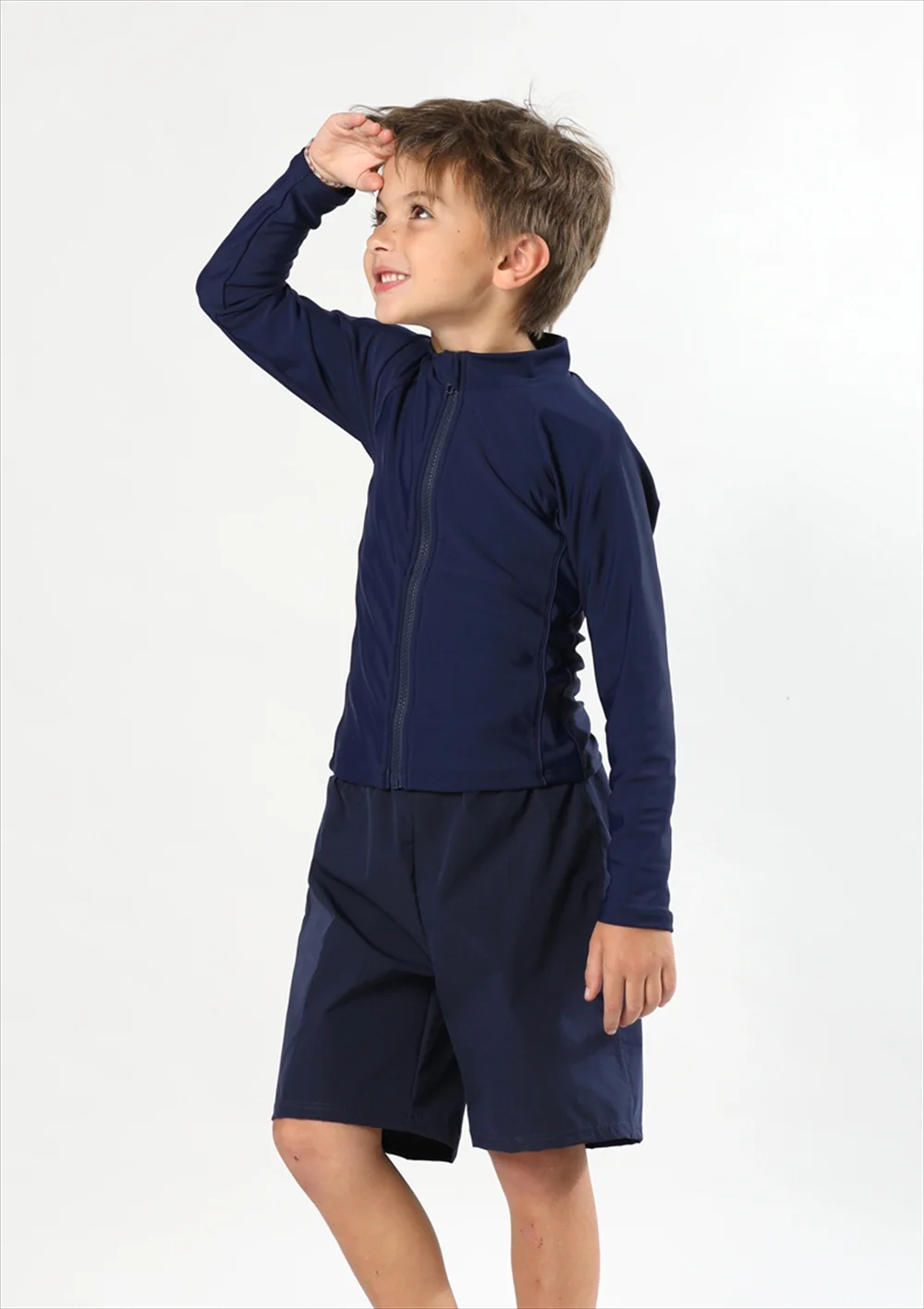 ラッシュガード側面着用イメージ ネイビー