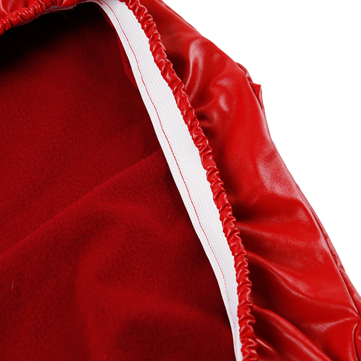 PUレザー素材 縫製アップ